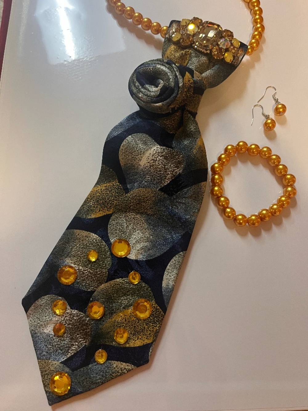 Gold Necklace Tie Set